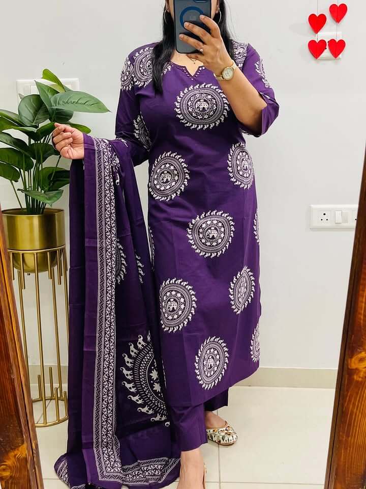 Level Amrita – Rangrez Premium Cotton Kurti