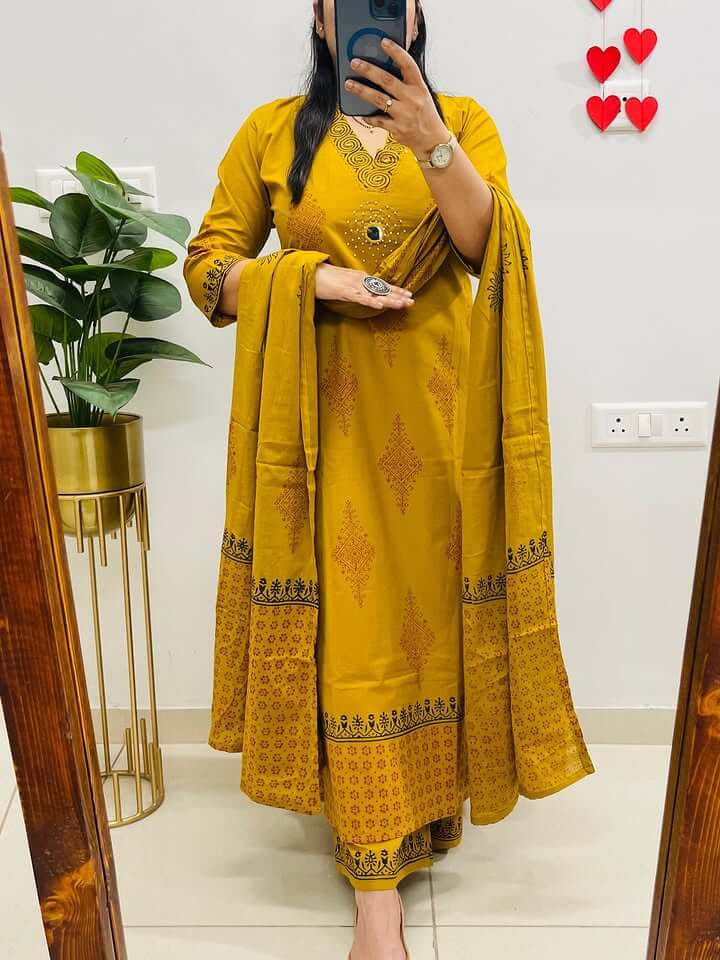 Level Amrita – Zara Noor Premium Cotton Kurti